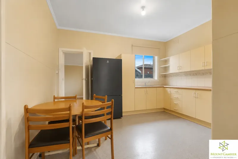 60 Burcham St, Mount Gambier, photo 8 of 14